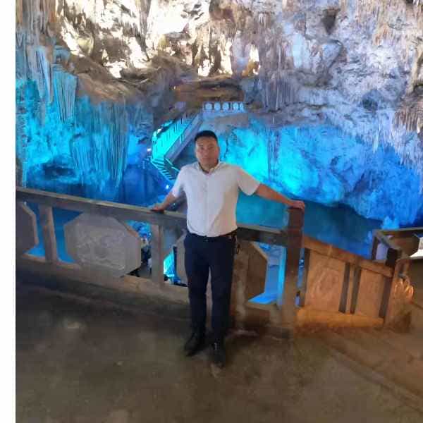 35岁岁云南单身帅哥 - 营口吉缘网